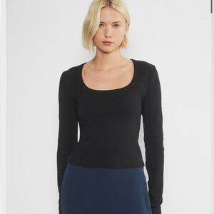 Sunday Best Aritzia Long Sleeve Crop Top “ Best hug”